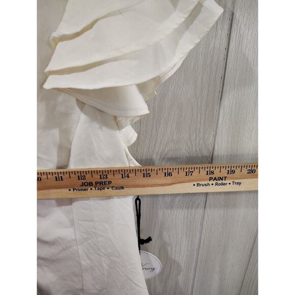 MILK & HONEY Ivory cap sleeve with ruffles blouse top Size S Feminine - Picture 10 of 10